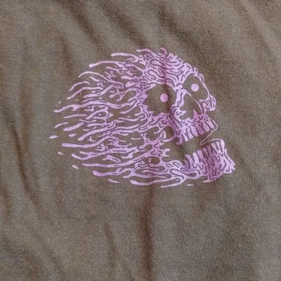 Liquid Death "Death Wolf" T-shirt - Picture 4 of 7